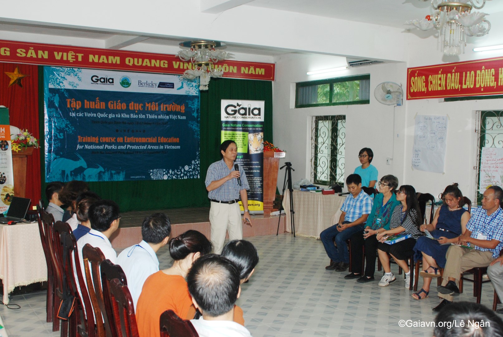 ng Huỳnh Văn Kéo – Giám đốc VQG Bạch Mã phát biểu tại buổi tổng kết tập huấn
